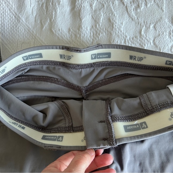 Freddy Gray Ankle Pants - Picture 8 of 13